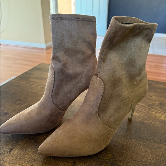 Nine West suede ankle heel boots - Picture 1 of 4